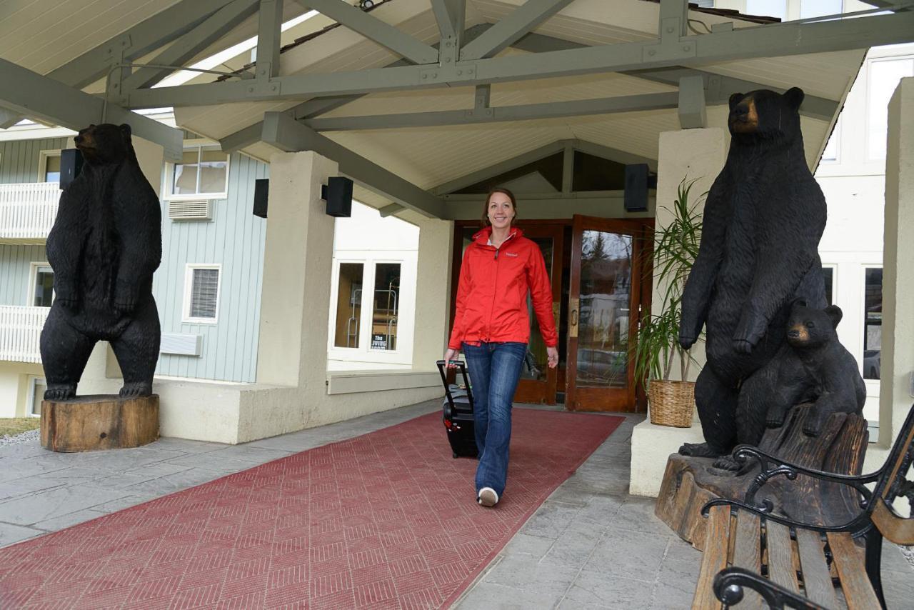 The Black Bear Lodge At Stratton Mountain Resort Exterior photo